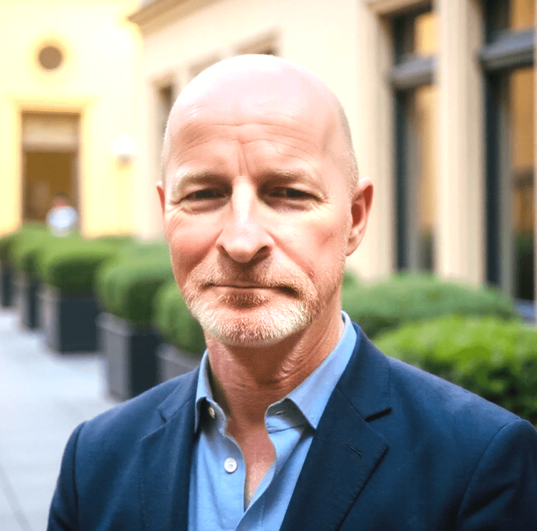 Headshot of Barry L., Senior SEO & AI Strategist at 1Digital® Agency